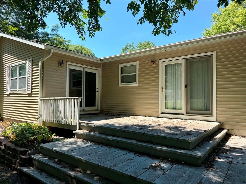 627 W Edwards Street — photo 20