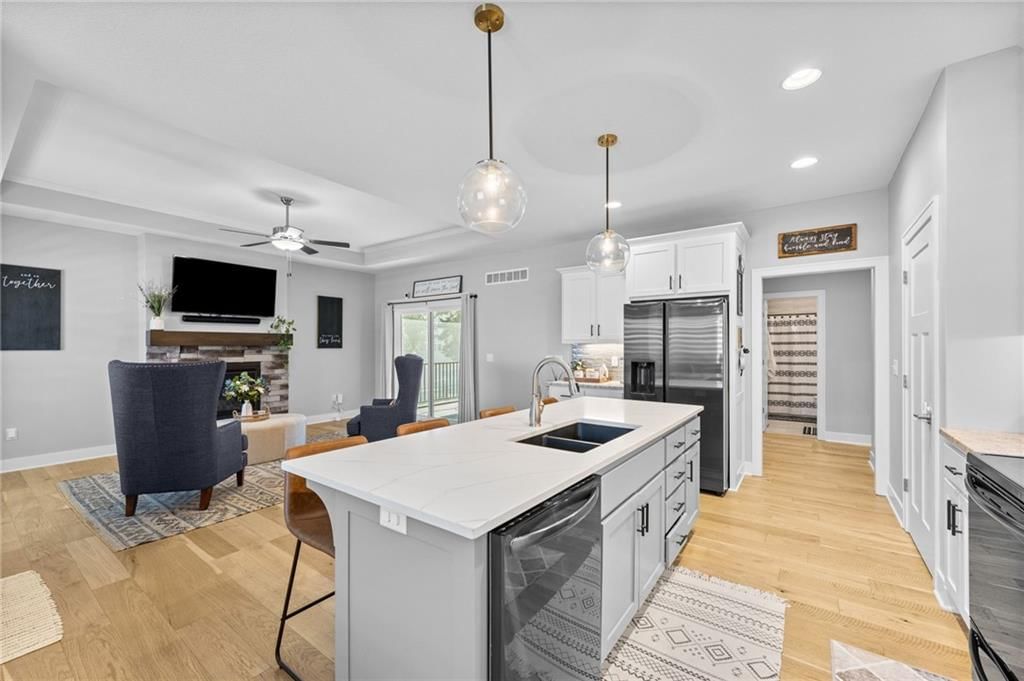 12526 S Hedge Court — photo 10
