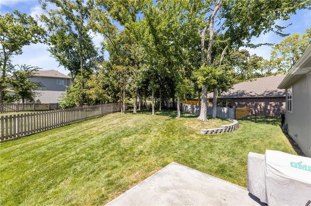 12526 S Hedge Court — photo 39
