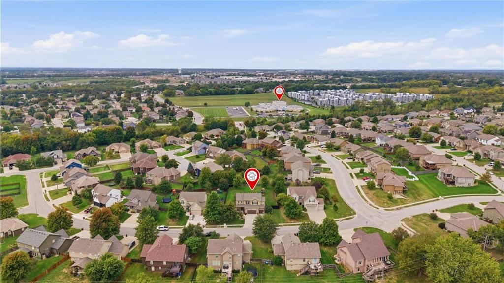 Photo 32 of 34 - 104 S Eastglen Drive, Raymore, MO 64083