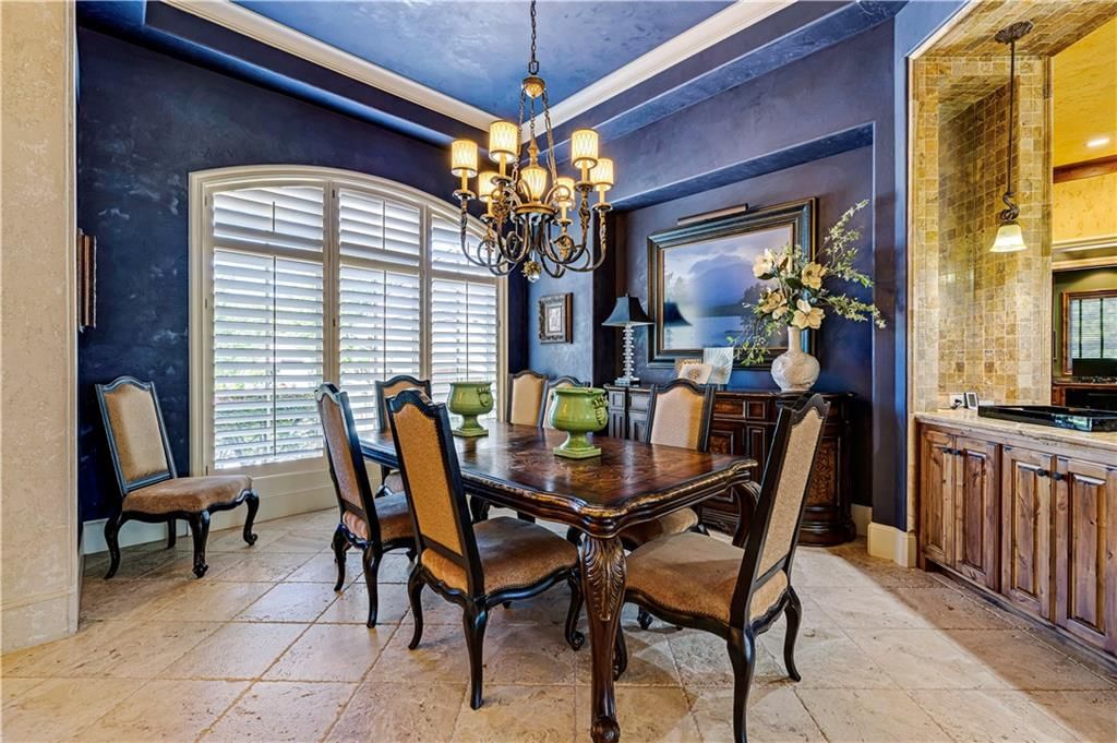645 St James Court — photo 3