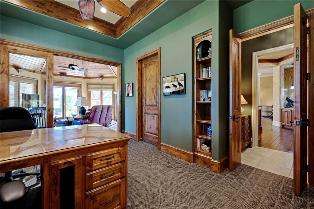 645 St James Court — photo 22