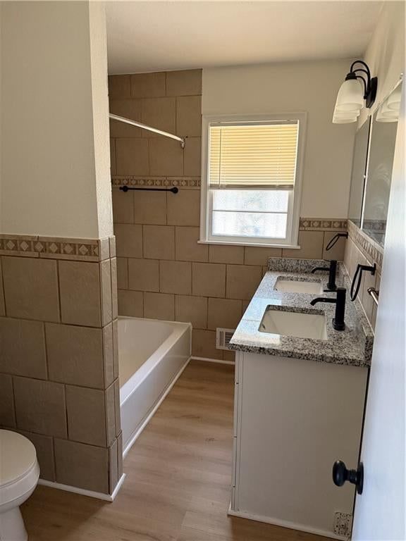 2111 N 49th Street — photo 8