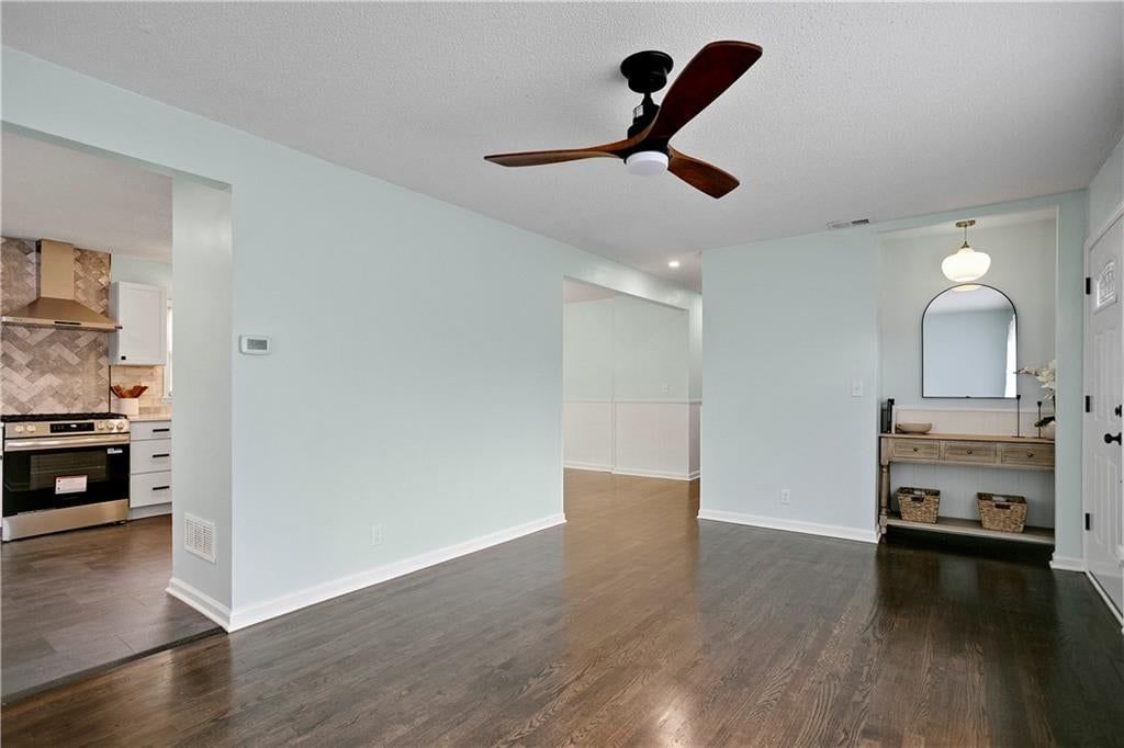 705 N 81st Terrace — photo 8