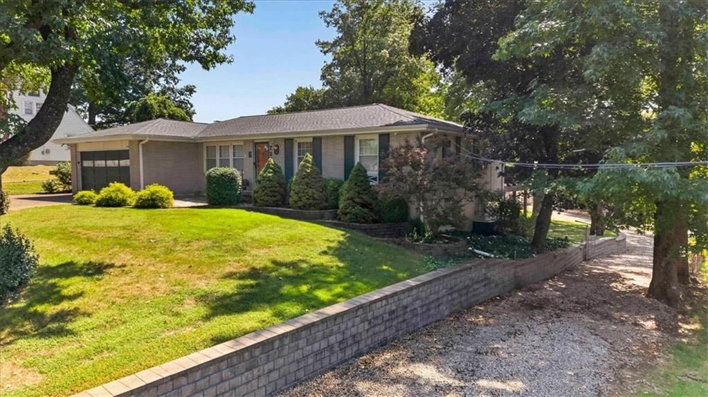 734 N Allen Road — photo 7
