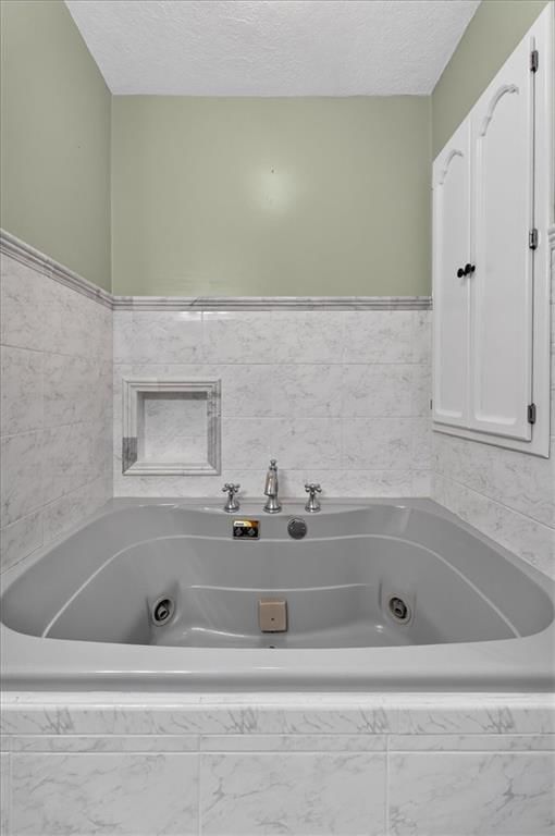 734 N Allen Road — photo 28
