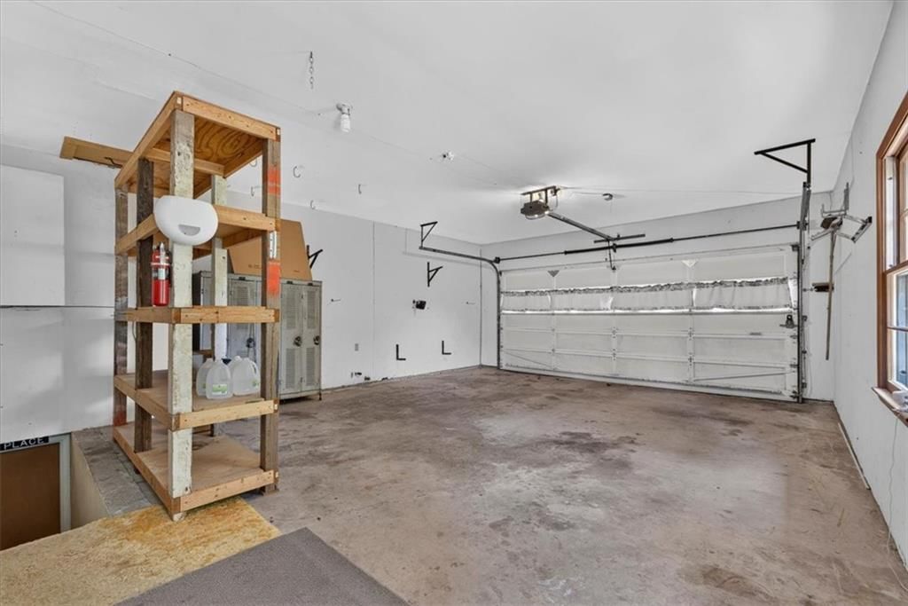 734 N Allen Road — photo 34