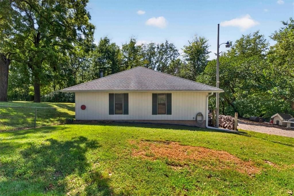 734 N Allen Road — photo 66