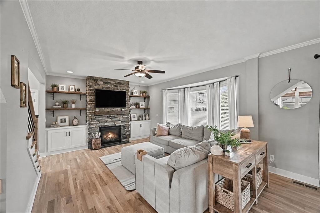 Photo 10 of 57 - 12725 N Overbrook Drive, Platte City, MO 64079