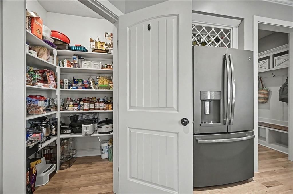 Photo 17 of 57 - 12725 N Overbrook Drive, Platte City, MO 64079