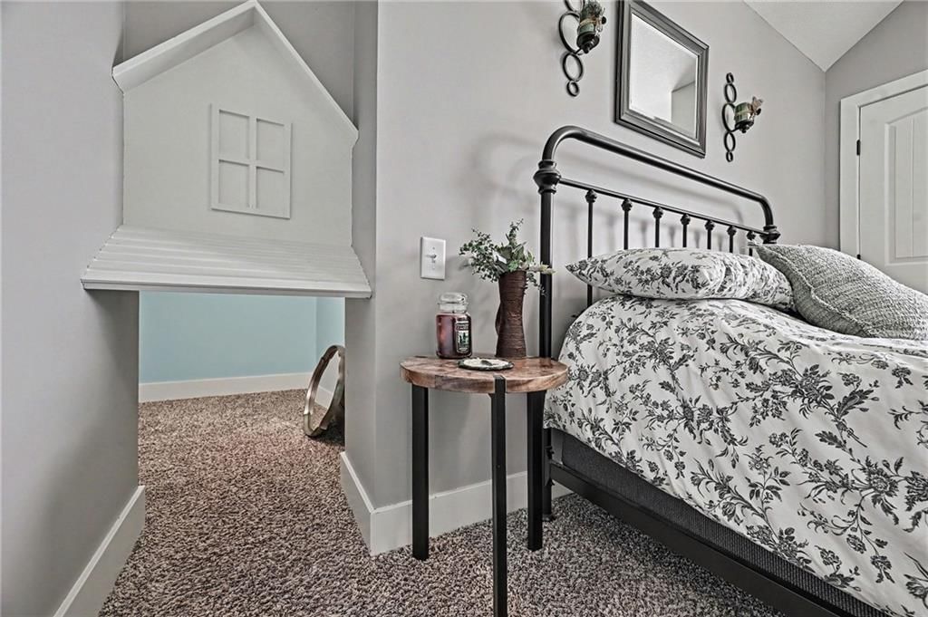 Photo 34 of 57 - 12725 N Overbrook Drive, Platte City, MO 64079