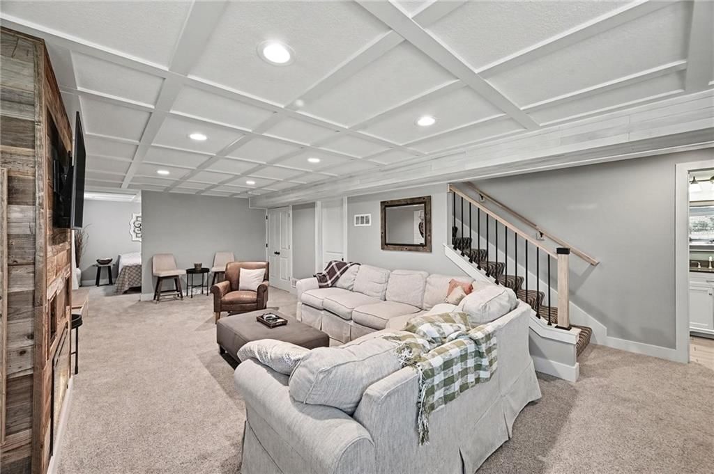 Photo 36 of 57 - 12725 N Overbrook Drive, Platte City, MO 64079