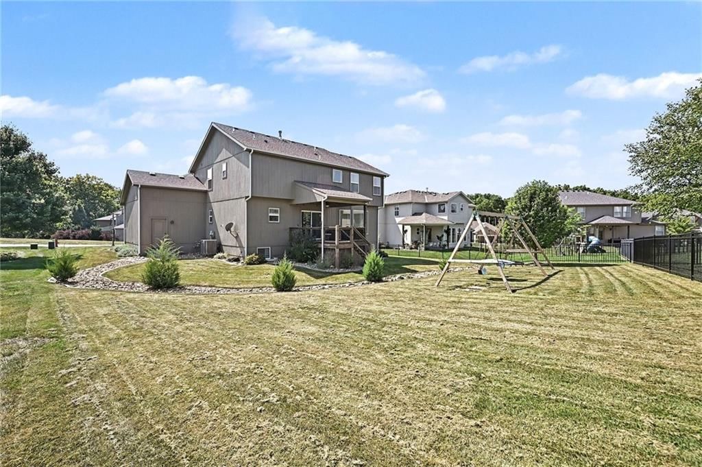 Photo 46 of 57 - 12725 N Overbrook Drive, Platte City, MO 64079