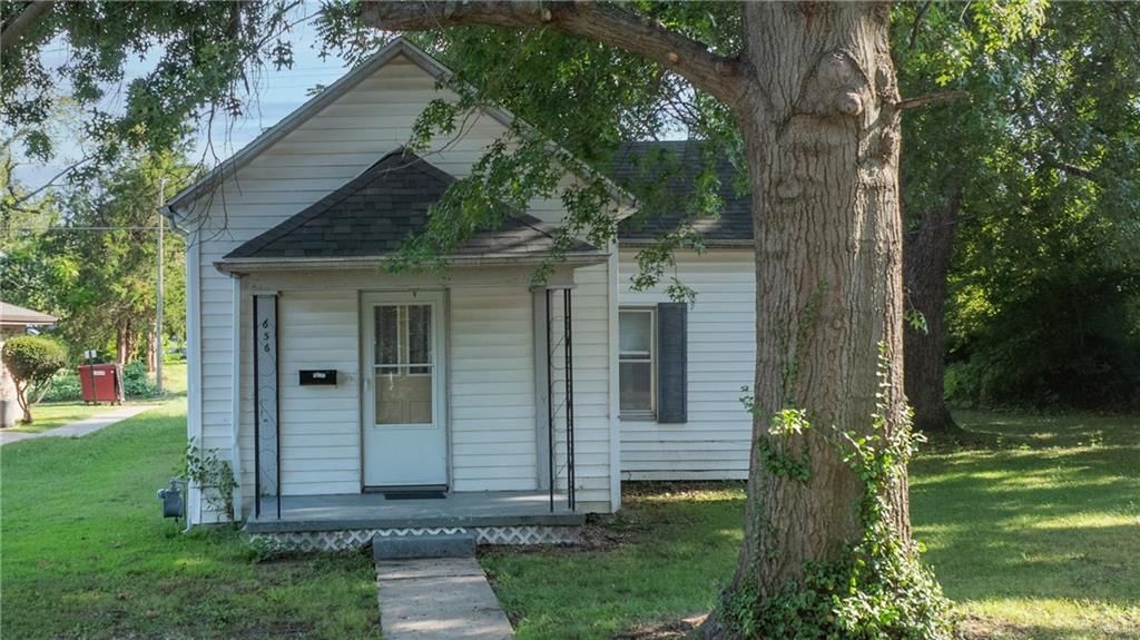 656 E 12th Street, Sedalia, MO