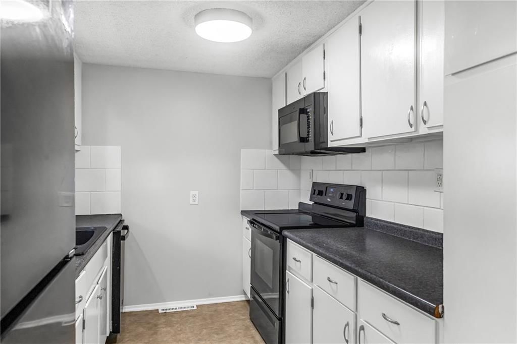 4024 N Spruce Avenue — photo 7