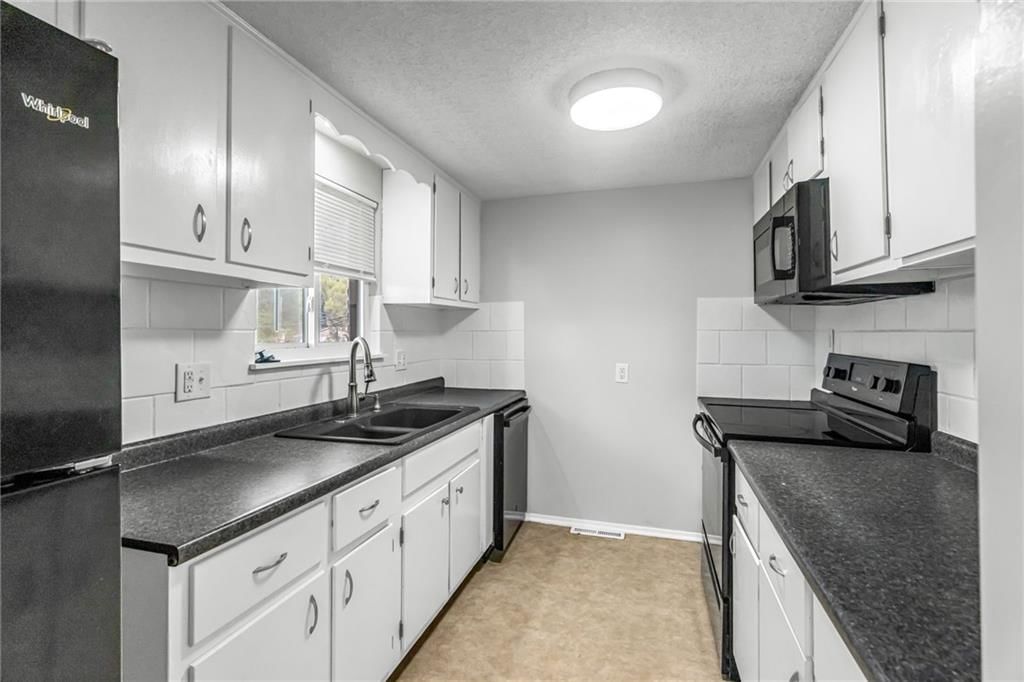 4024 N Spruce Avenue — photo 8