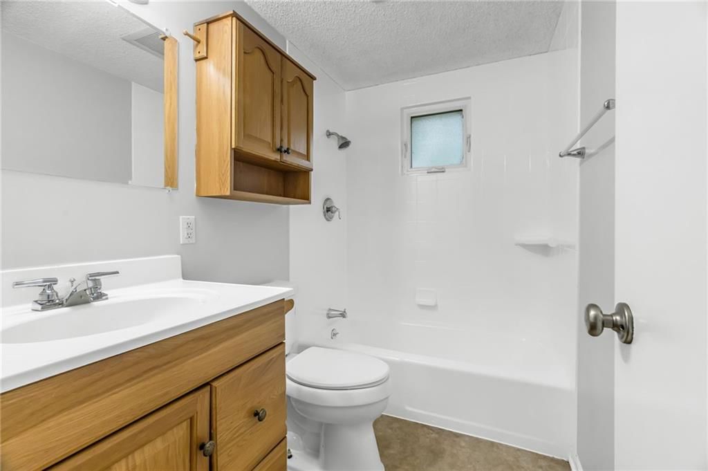 4024 N Spruce Avenue — photo 12