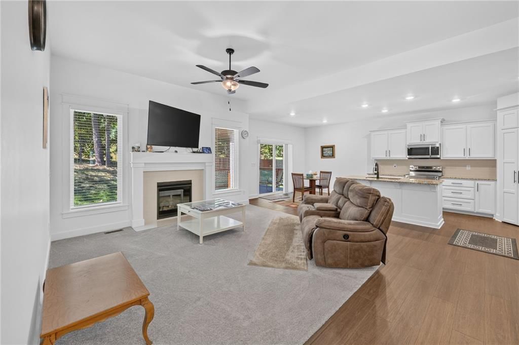 204 S Marimack Court — photo 5