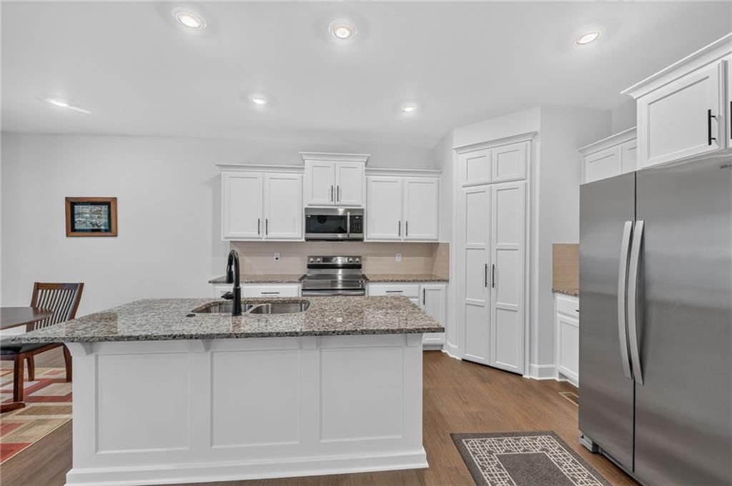 204 S Marimack Court — photo 11