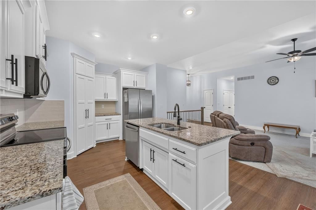 204 S Marimack Court — photo 13