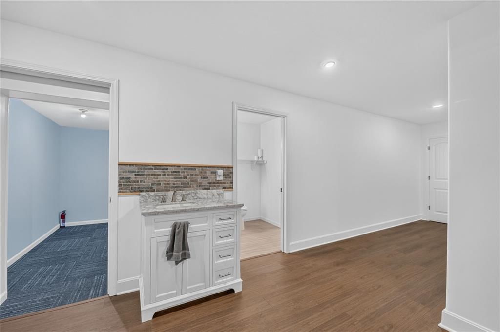 204 S Marimack Court — photo 29