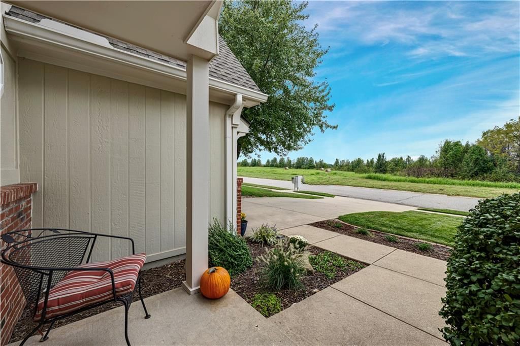 5113 Woodsonia Drive — photo 5
