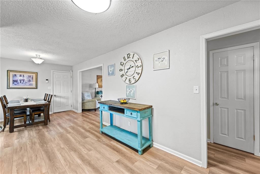 12712 Crystal Avenue — photo 13