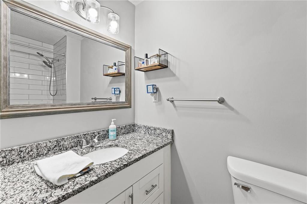 12712 Crystal Avenue — photo 24