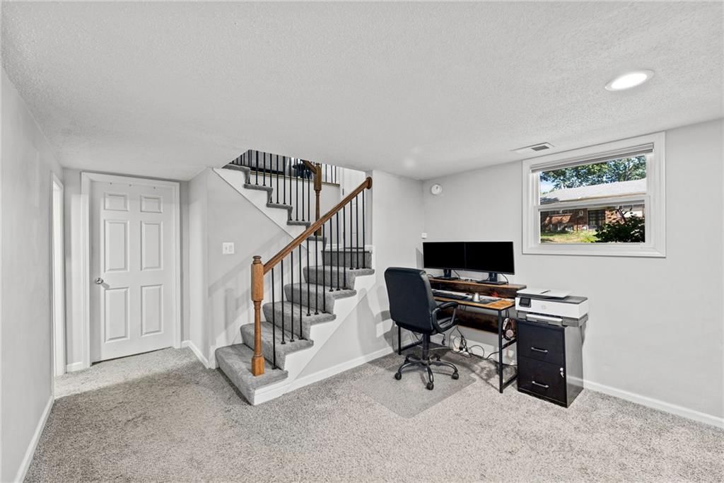 12712 Crystal Avenue — photo 30