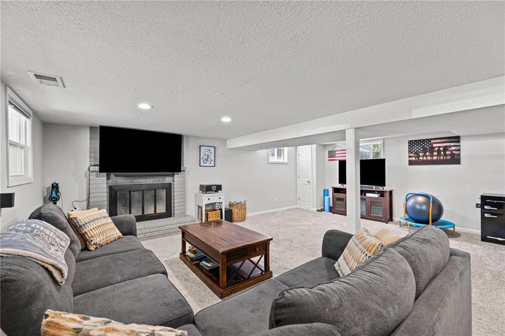 12712 Crystal Avenue — photo 31