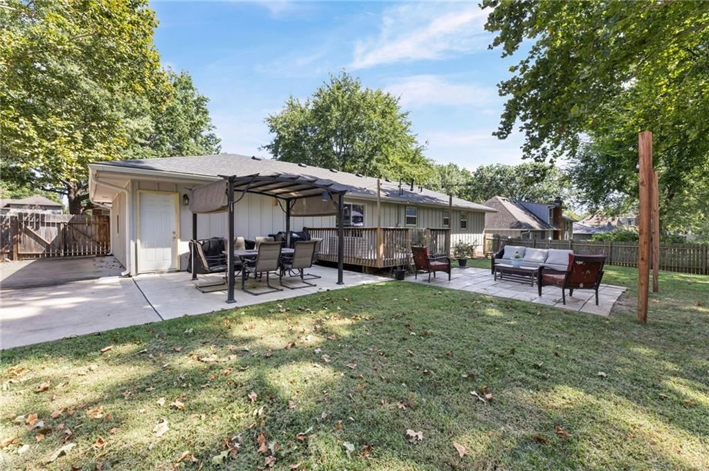 12712 Crystal Avenue — photo 36
