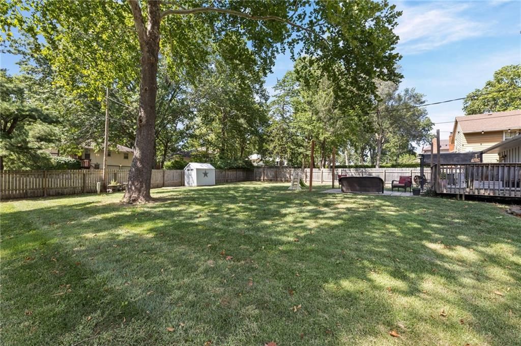 12712 Crystal Avenue — photo 41
