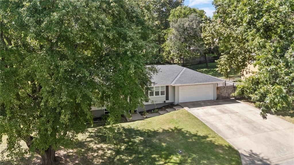 12712 Crystal Avenue — photo 43