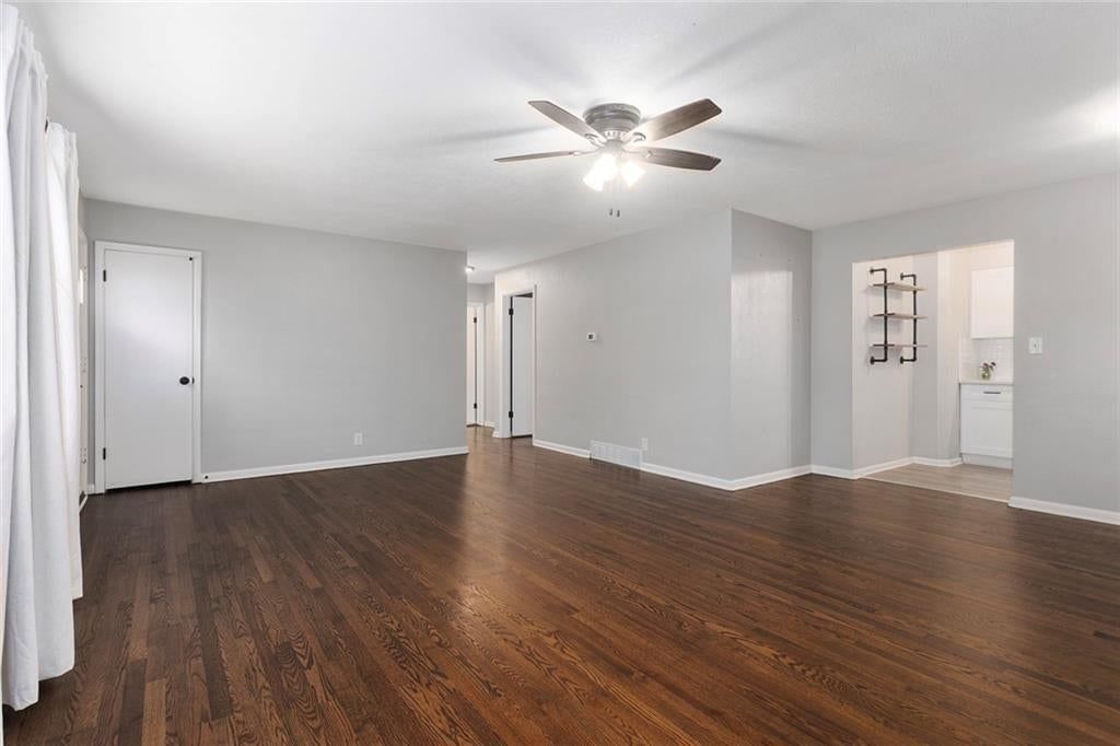 24 Virginia Drive — photo 4