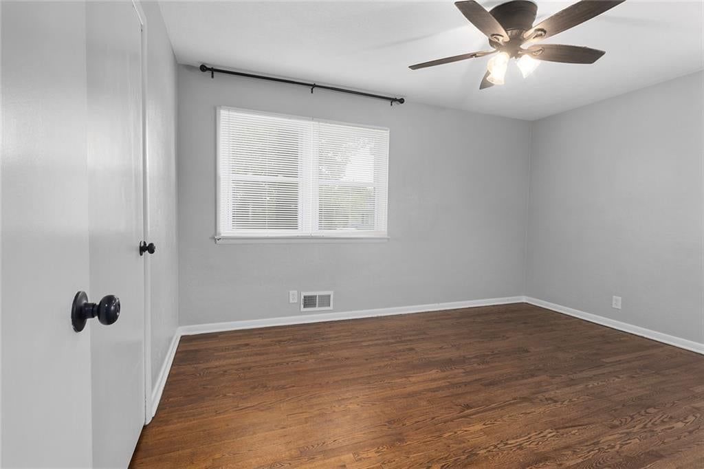 24 Virginia Drive — photo 17