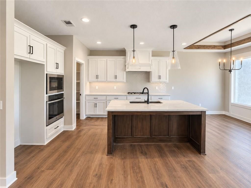 22180 W 116th Terrace — photo 4