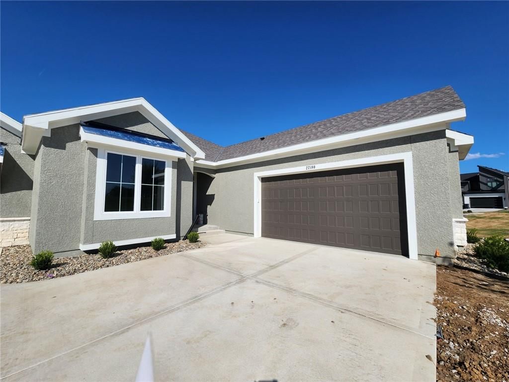 22180 W 116th Terrace — photo 33