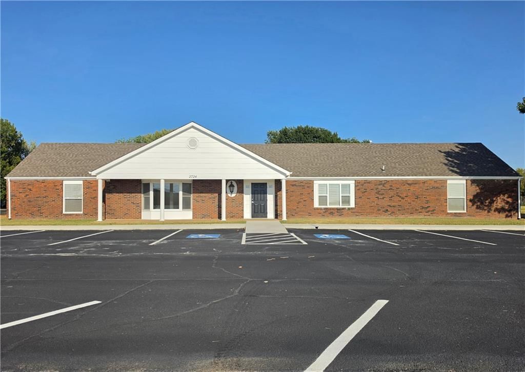 2724 N Joplin Street — photo 1