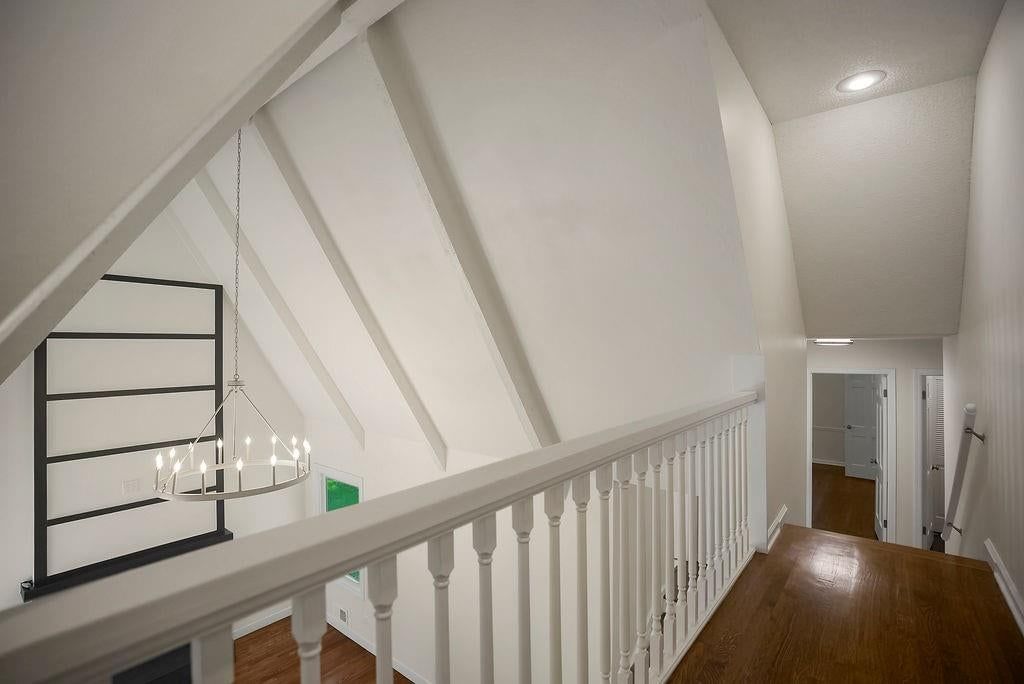 9209 Roe Avenue — photo 18