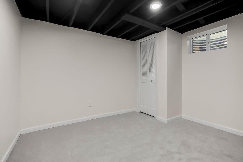 9209 Roe Avenue — photo 28