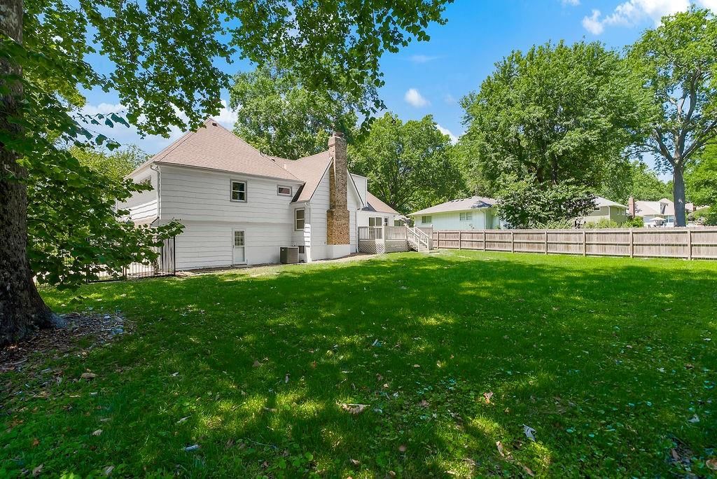 9209 Roe Avenue — photo 43