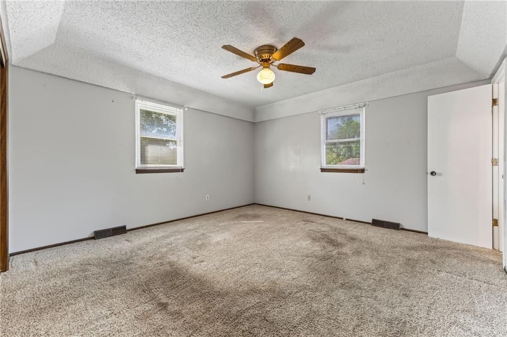 301 SE Alice Street — photo 15
