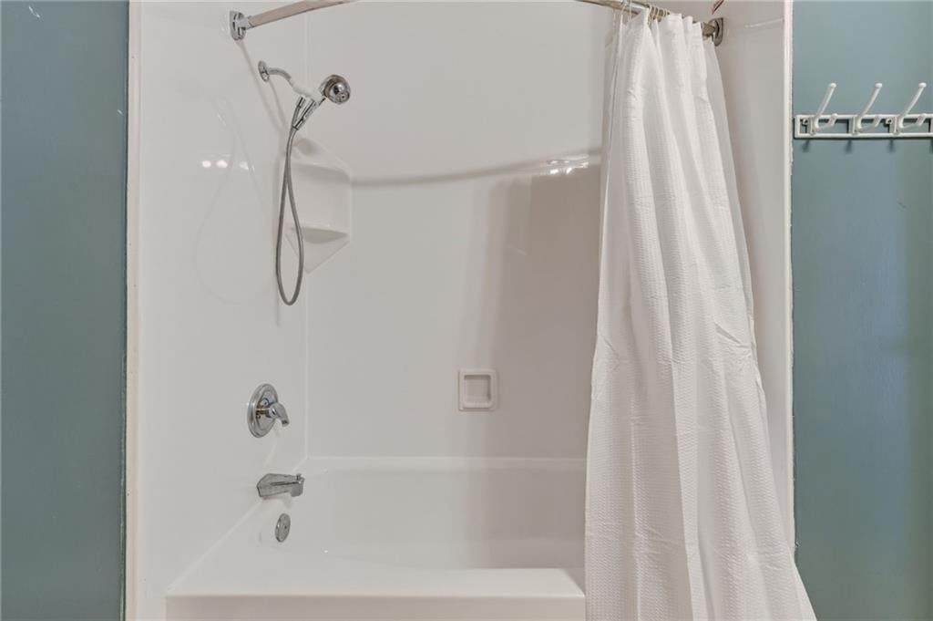 301 SE Alice Street — photo 17