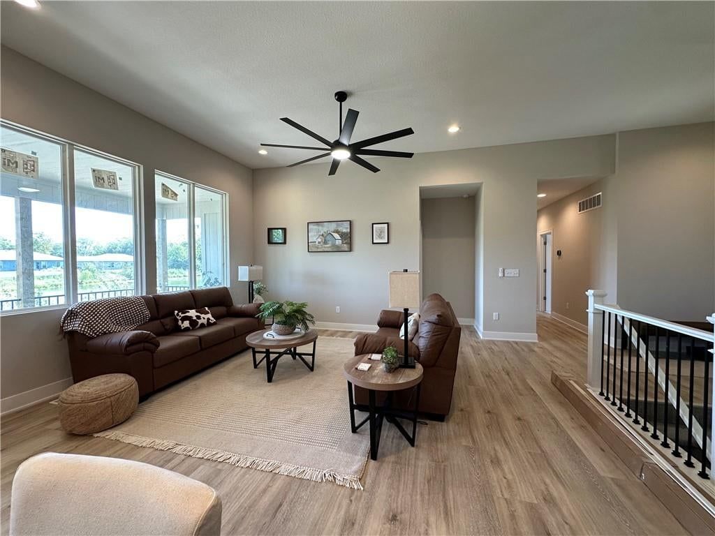 409 Ash Street — photo 9