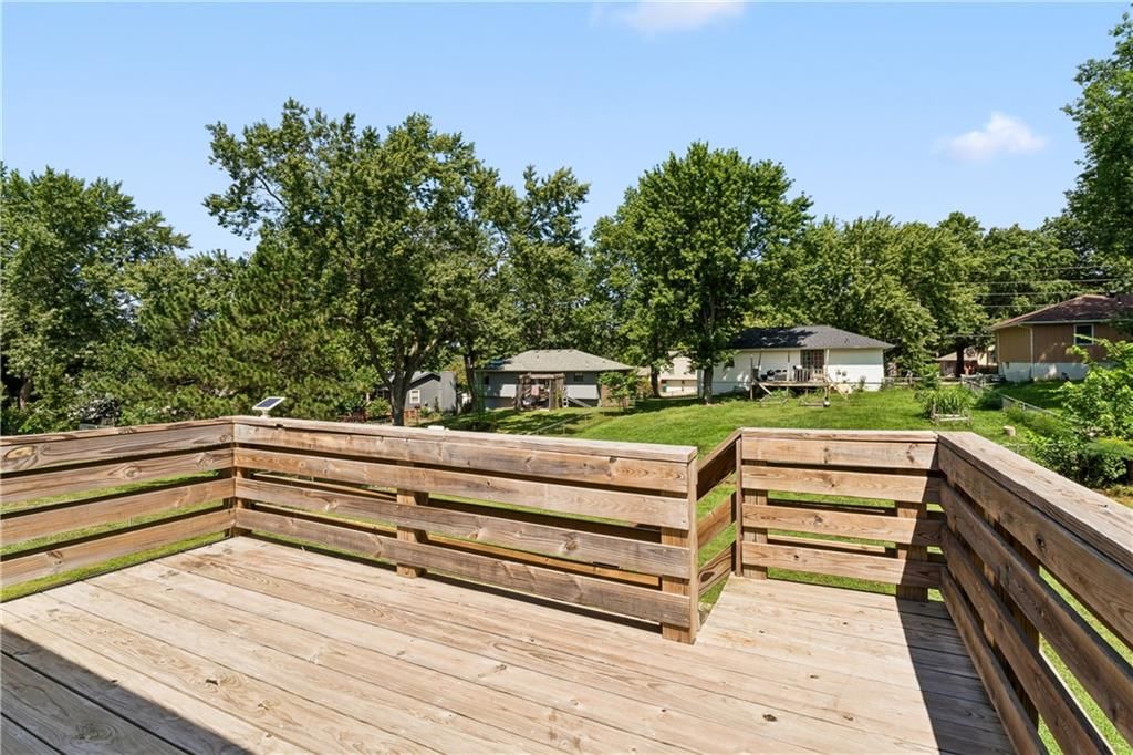 113 SE Mount Vernon Drive — photo 59