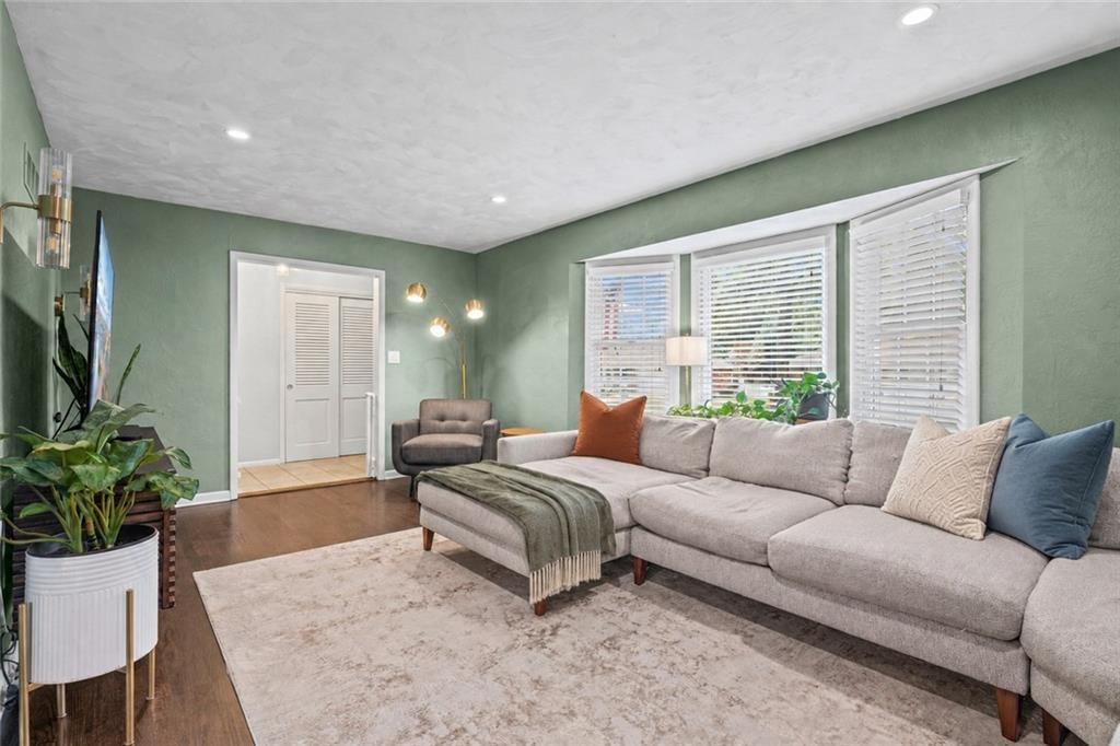 8921 CONSER Drive — photo 6