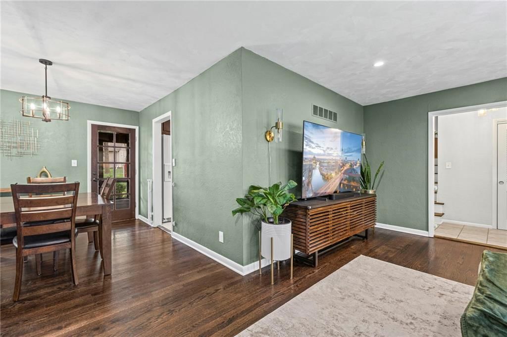 8921 CONSER Drive — photo 7