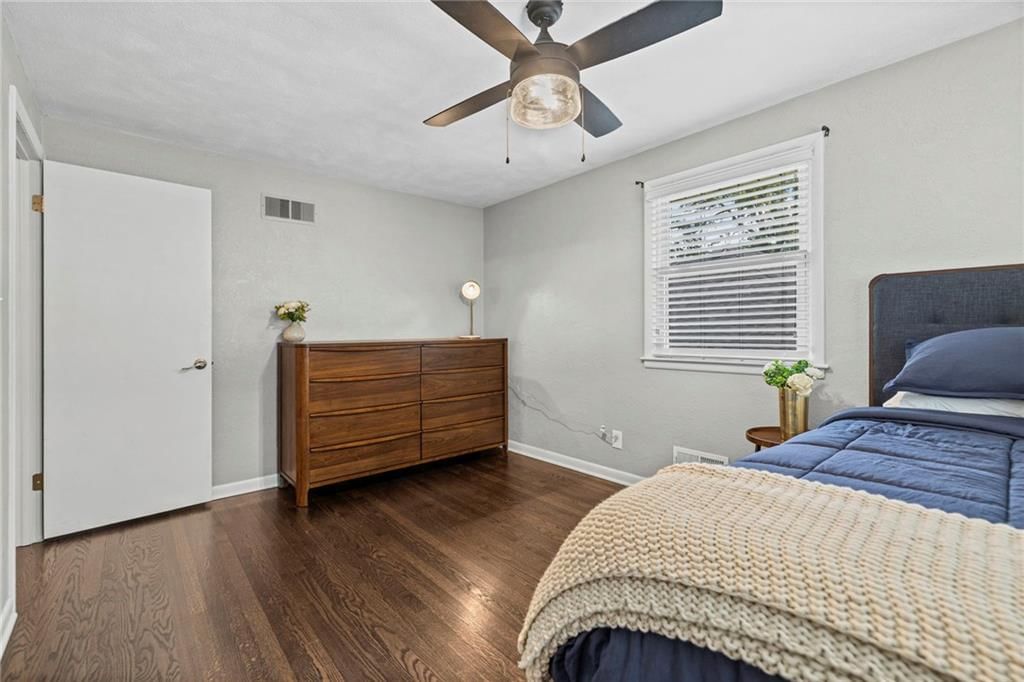 8921 CONSER Drive — photo 19