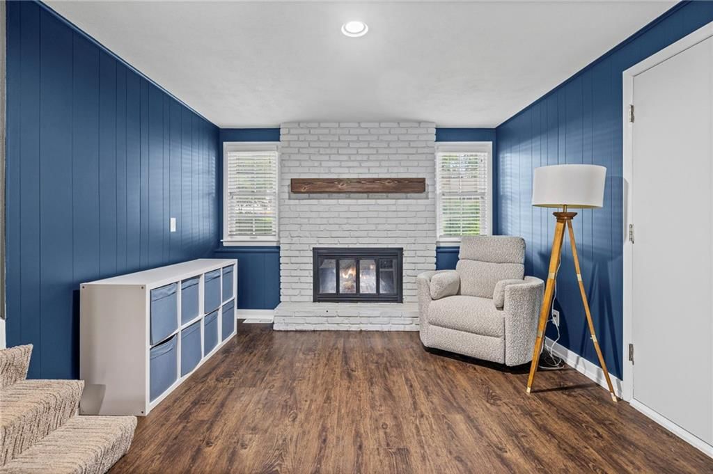 8921 CONSER Drive — photo 23