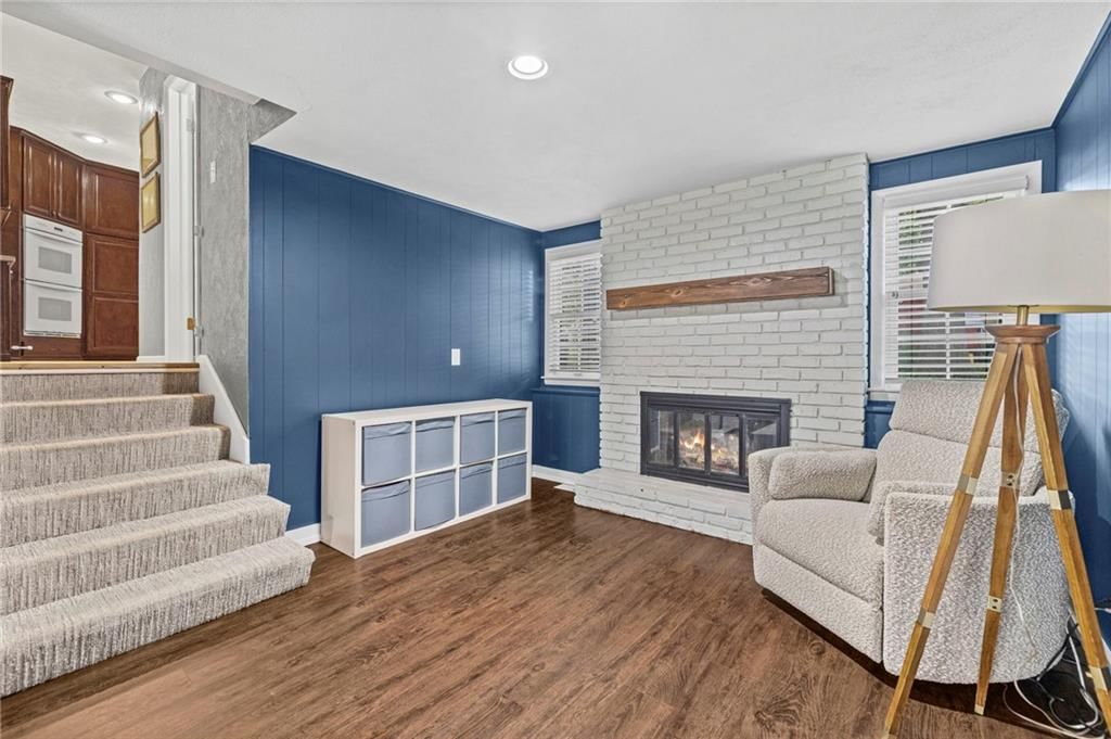 8921 CONSER Drive — photo 24